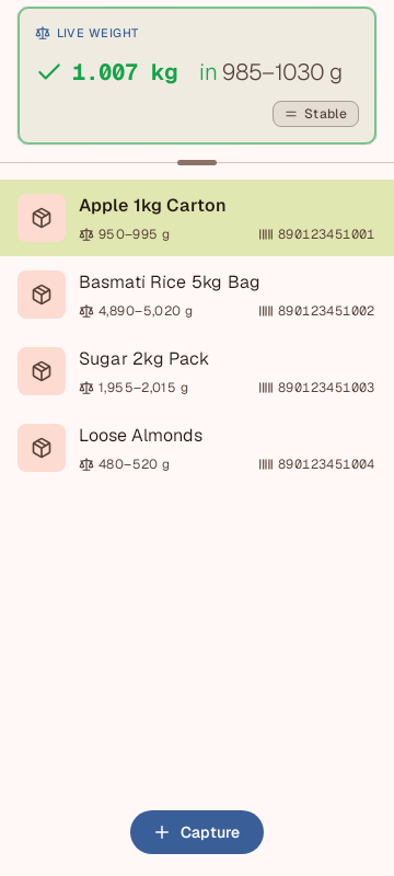 The operator application showing a live weight judged against an accept window, with the item list beneath